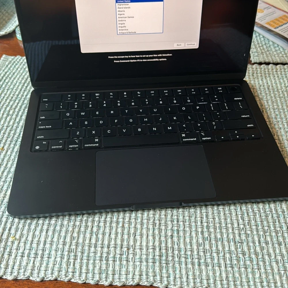 Apple MacBook Air - Elegant midnight blue 2024 M3 chip memory 256gb